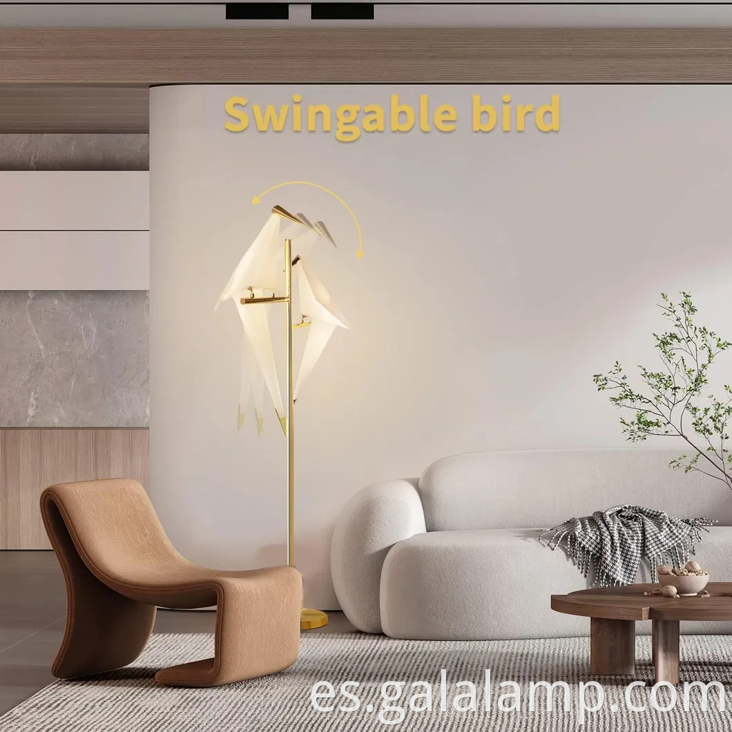 Lámpara de pájaros decorativa nórdica moderna con diseño de grúa dorada de lujo